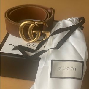 Gucci Leather Belt with Double G Buckle sz 80 - Like New